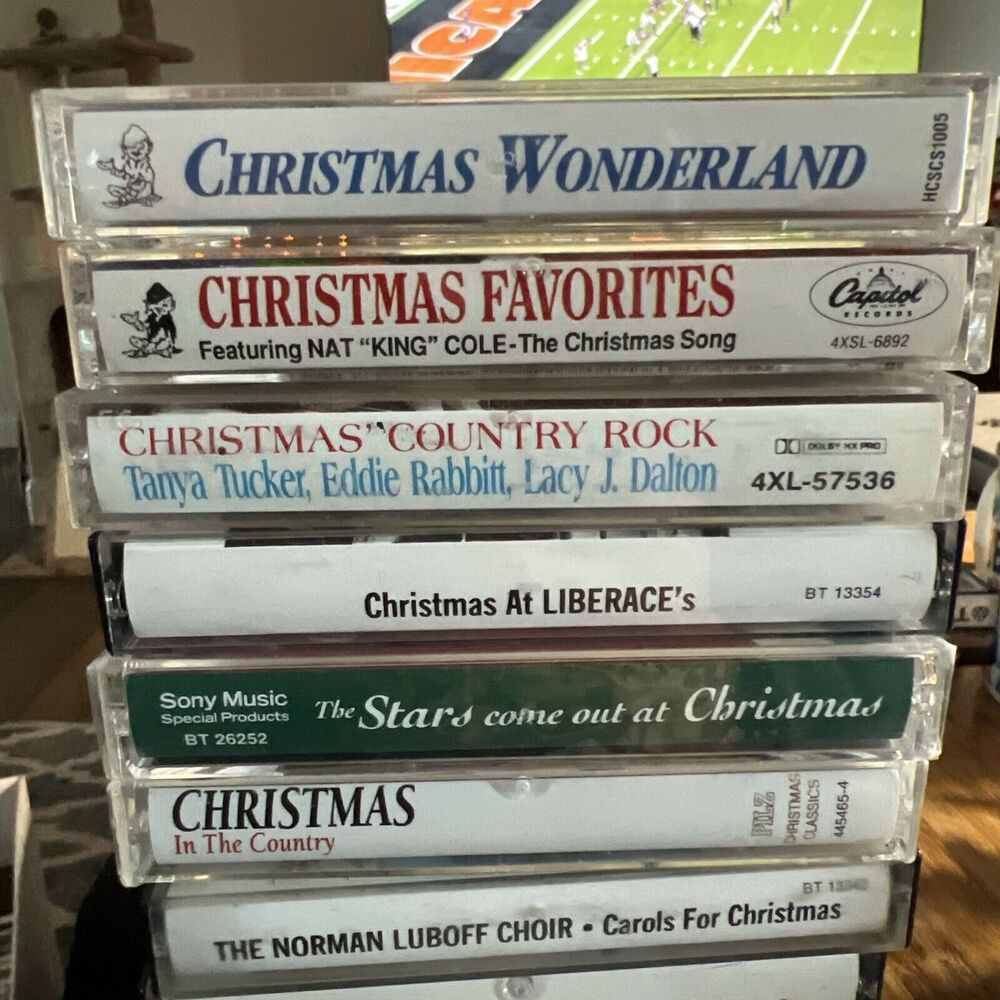 Lot Of Christmas Cassette Tapes, Lot Of 12, 2 Unopened. - Picture 2 of 3